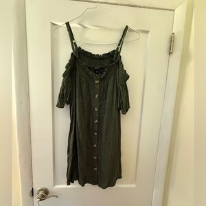 Green Off-Shoulder Button-Front Flowy Top – Size 2X